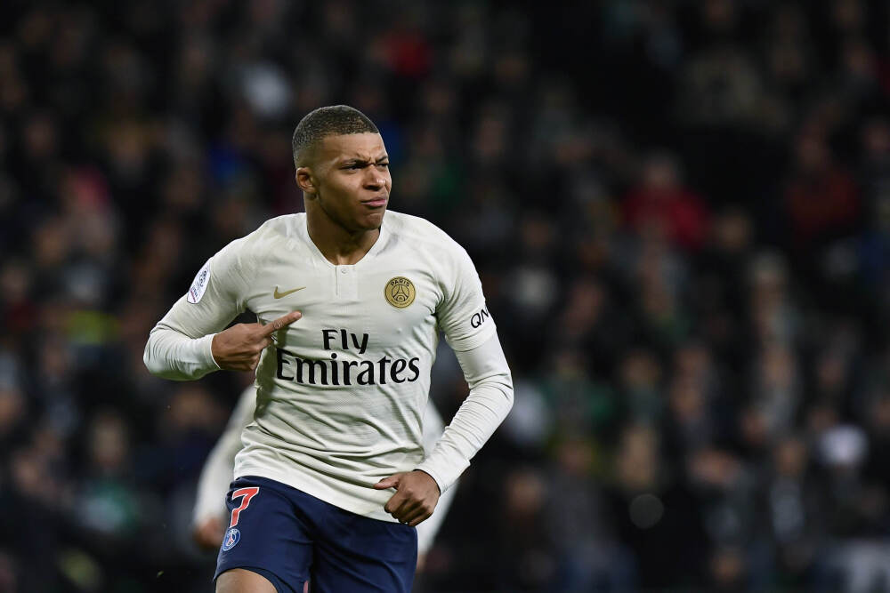 酒店越开越亏？AI 让老板们看到出路